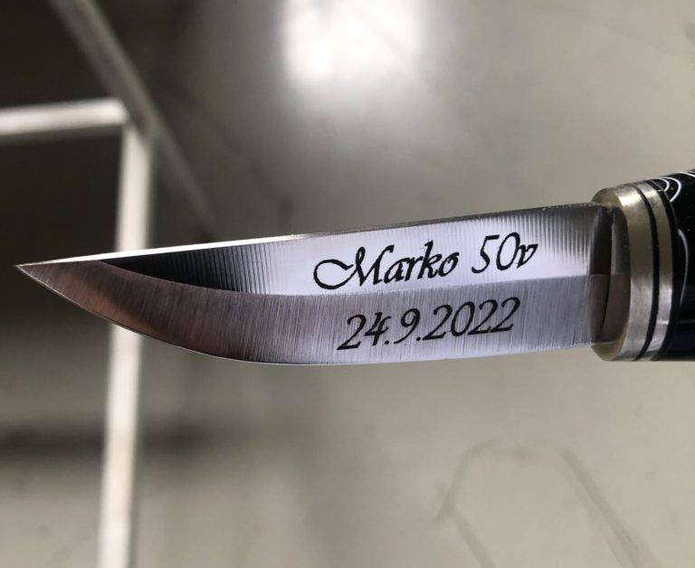 Puukko mainos-ja lahjatuotteet